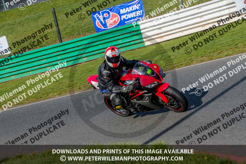 PJM Wedding Photography;enduro digital images;event digital images;eventdigitalimages;mallory park;mallory park photographs;mallory park trackday;mallory park trackday photographs;no limits trackdays;peter wileman photography;racing digital images;trackday digital images;trackday photos